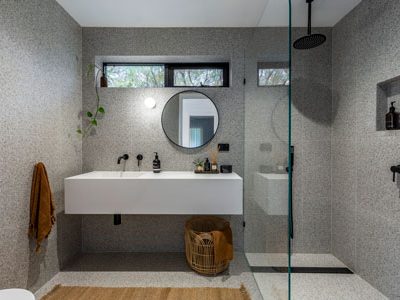RYE_JOB_bathroomv RYE_JOB_bathroomv